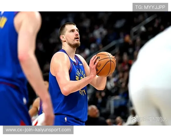 约基奇罚球稳稳命中，掘金在客场拿下胜果